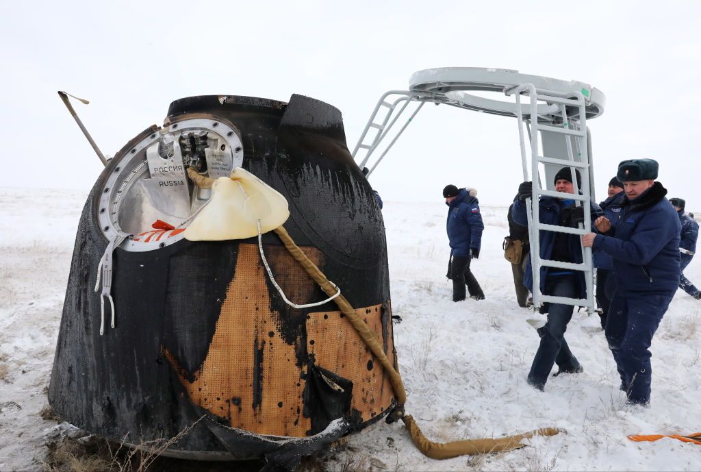 Soyuz MS-09 descent capsule with 3 crew members lands in Kazakhstan Soyuz MS-09 descent capsule with 3 crew members lands in Kazakhstan