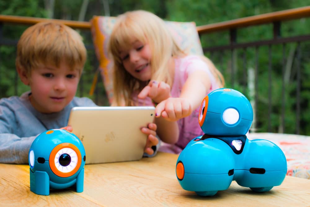 16 robots que puedes hacer en casa con tus hijos