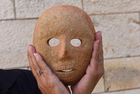 Encuentran una máscara ritual de hace 9.000 años