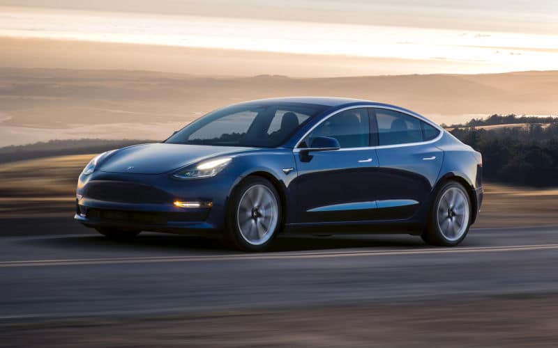Así es por dentro el futuro coche eléctrico Tesla Model 3