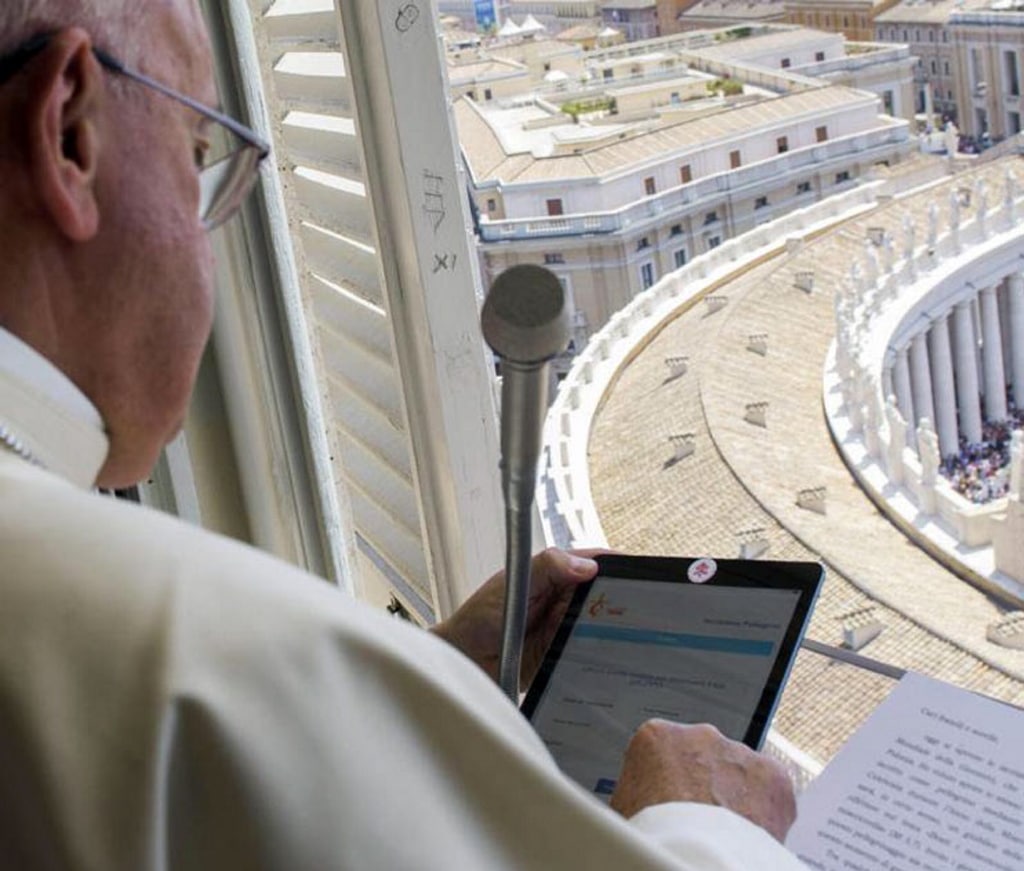 Así protege el Papa Francisco su iPad