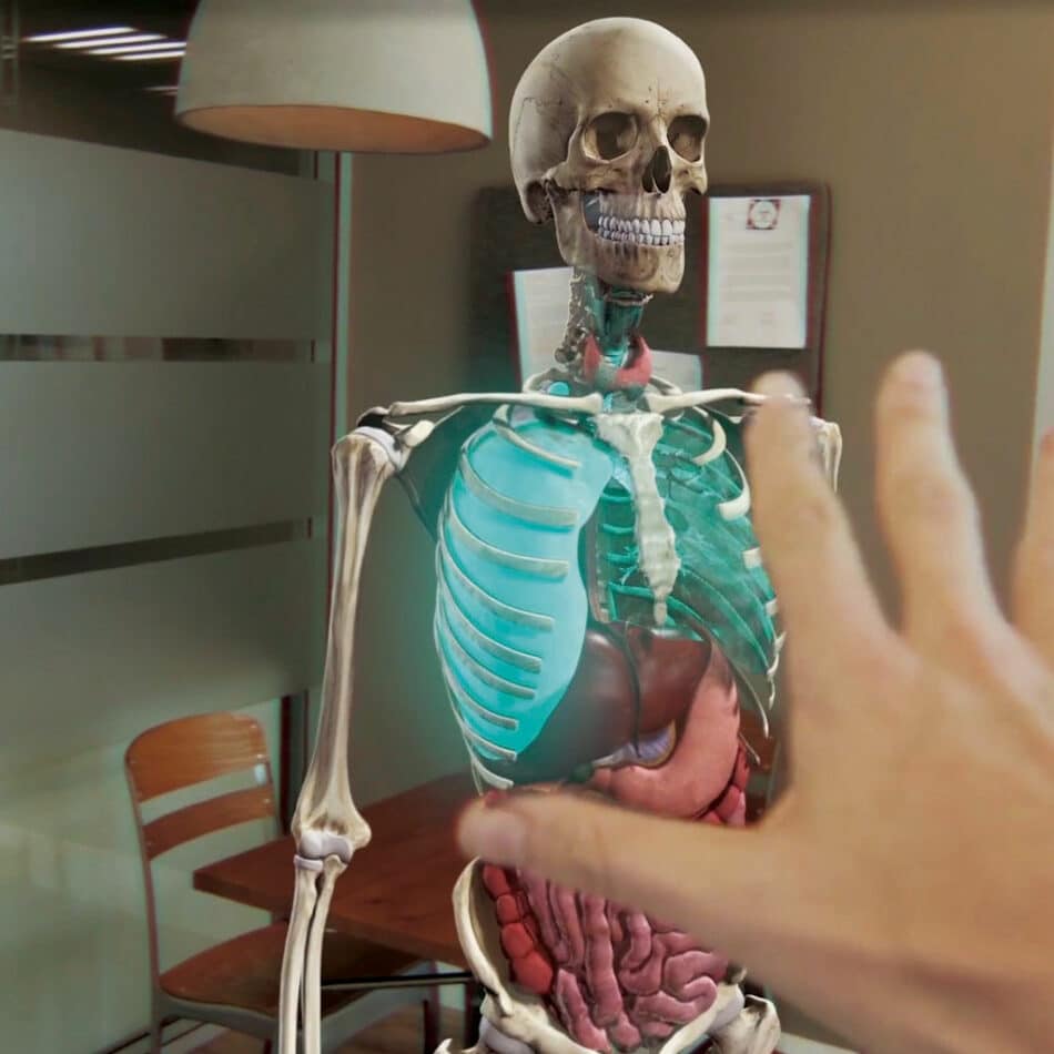 Así se hacen las autopsias con realidad virtual
