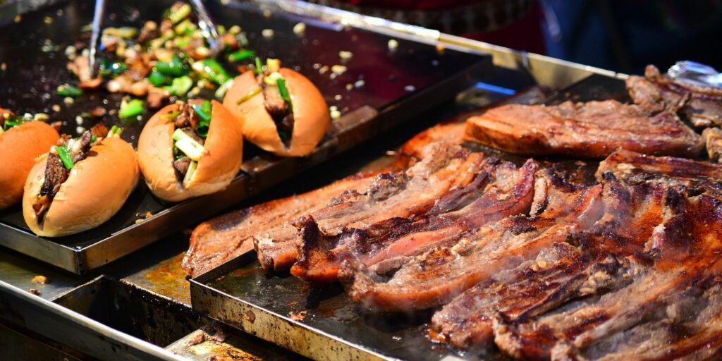 ¿Es bueno comer carne roja? 1 barbecue 3406356 1920 1570210483 ¿Es bueno comer carne roja?