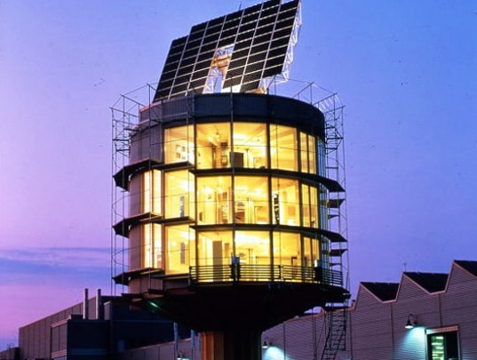 Casa rotatoria solar