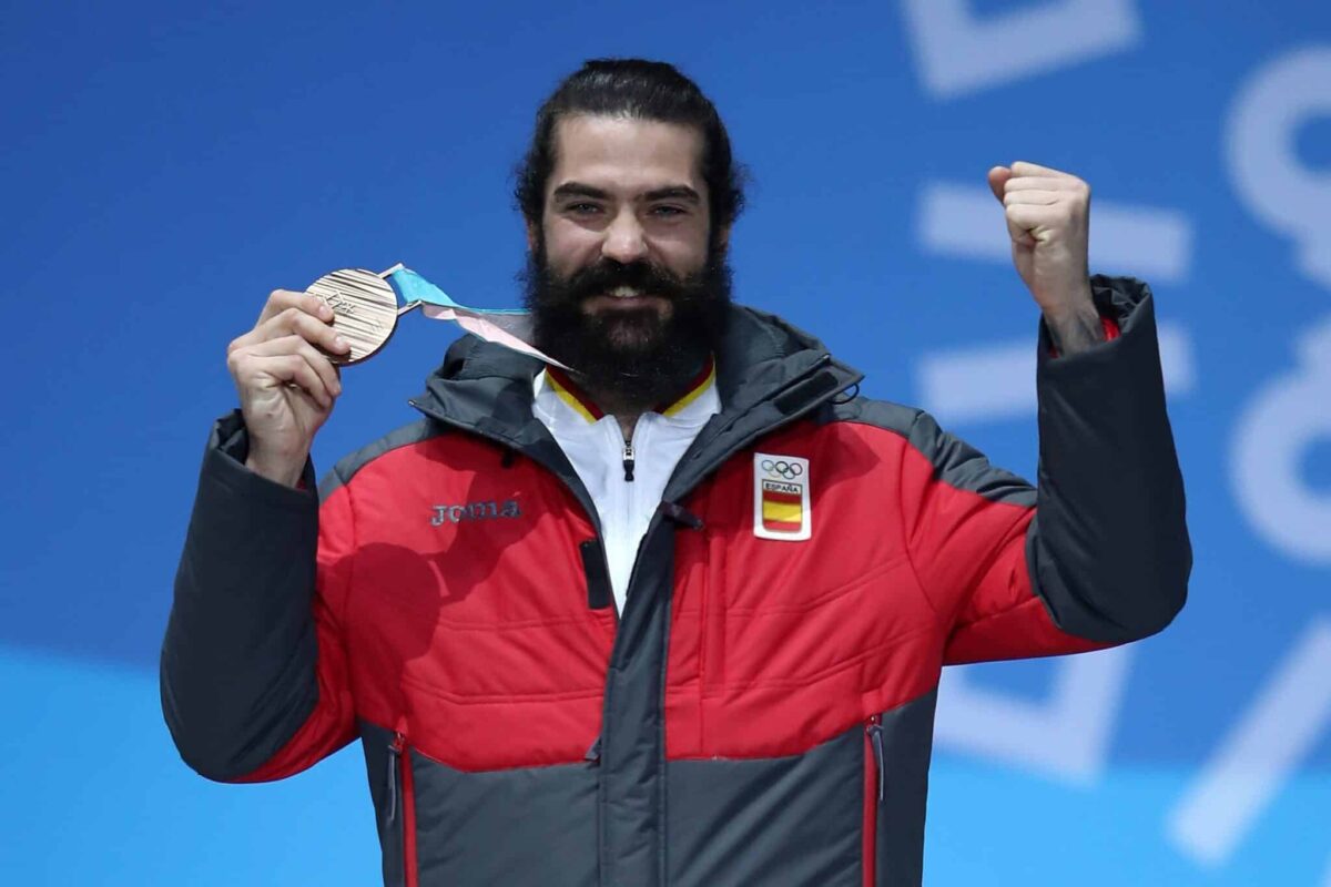 ¿Cuál fue la última medalla que logró conseguir un español en los Juegos Olímpicos de invierno?