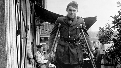 Descubren quién era el soldado italiano que salvó sin saberlo la vida de Hemingway