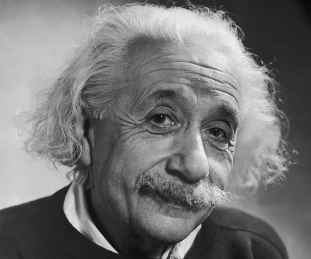 Einstein es uno de los 9 muertos que producen más dinero