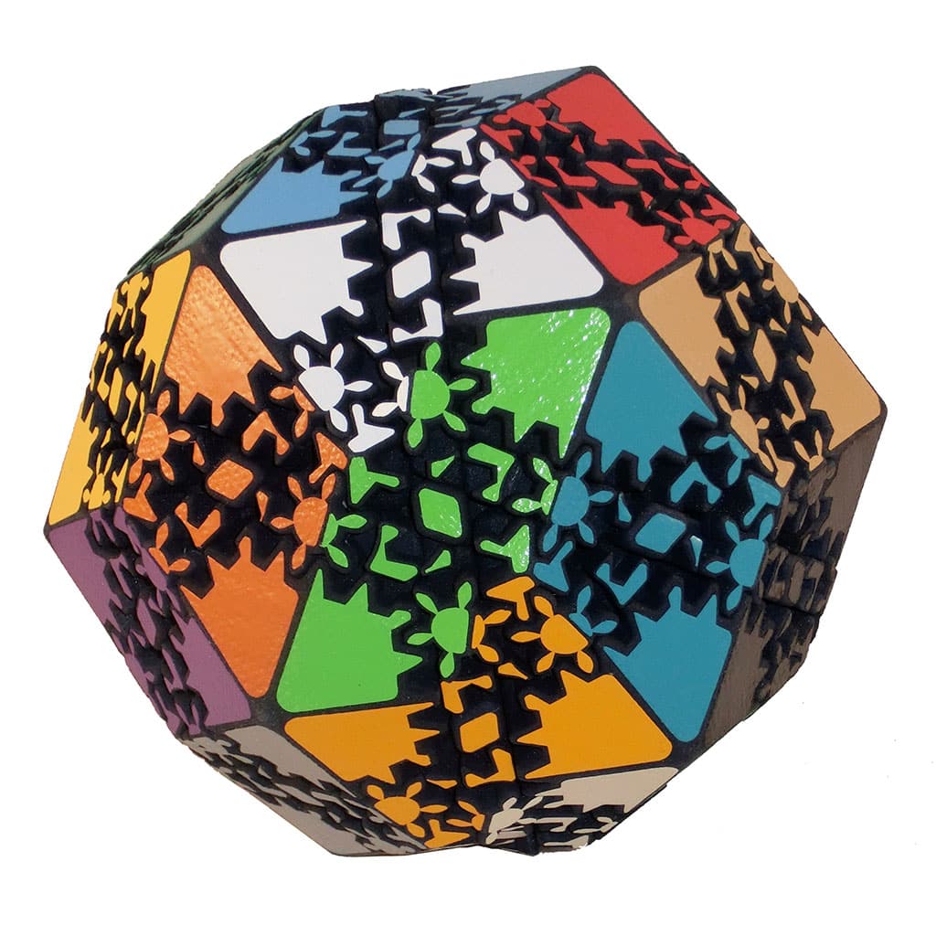 El diseñador que reinventó el cubo de Rubik y creó el más grande del mundo