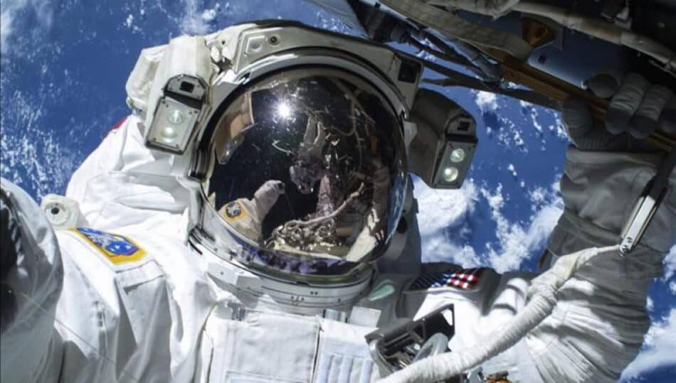 El gran reto de la NASA: como hacer caca en el espacio