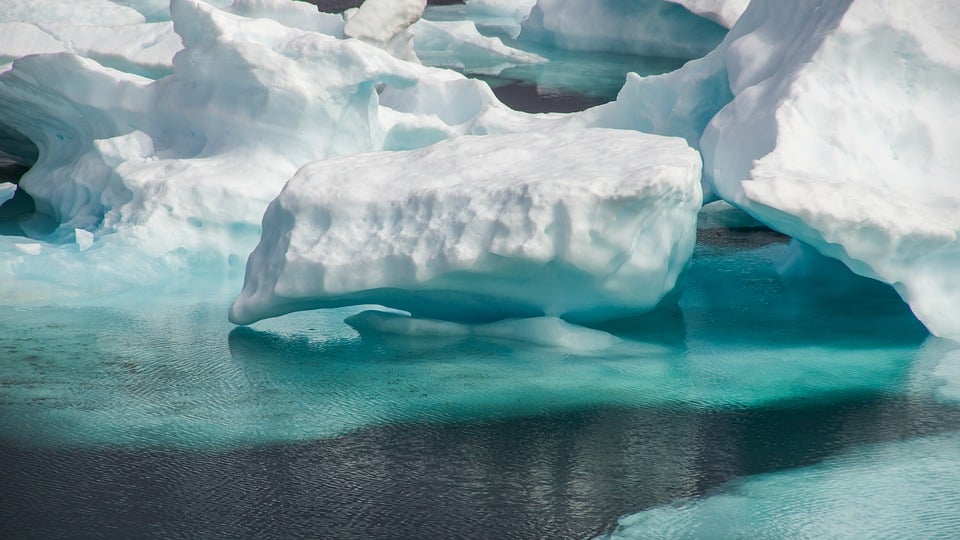 El lecho marino se hunde por el deshielo de los glaciares