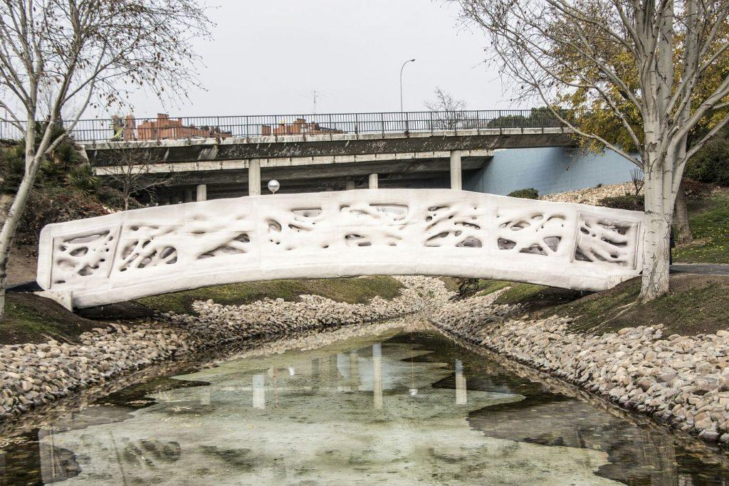 El primer puente de peatones impreso está en Madrid