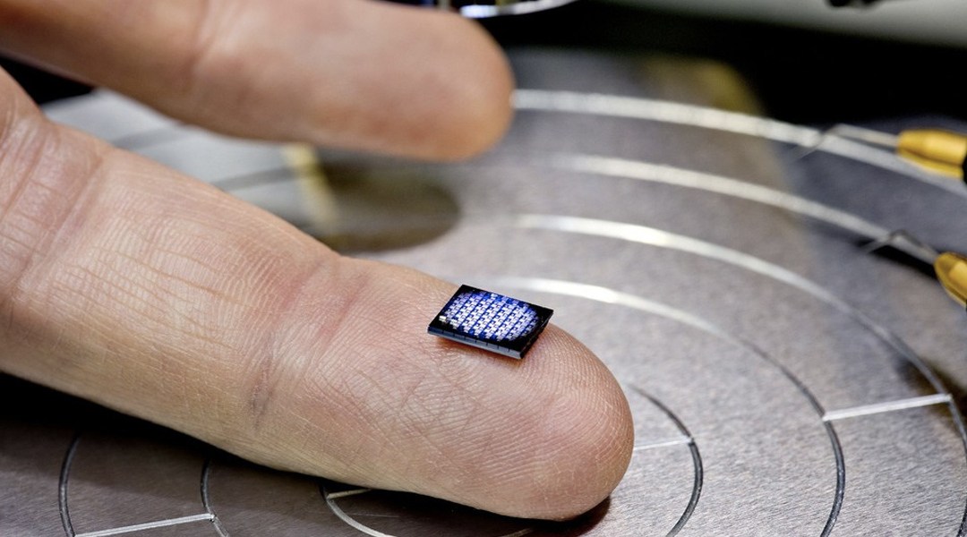 Este es el ordenador más pequeño del mundo y mide menos que un grano de sal