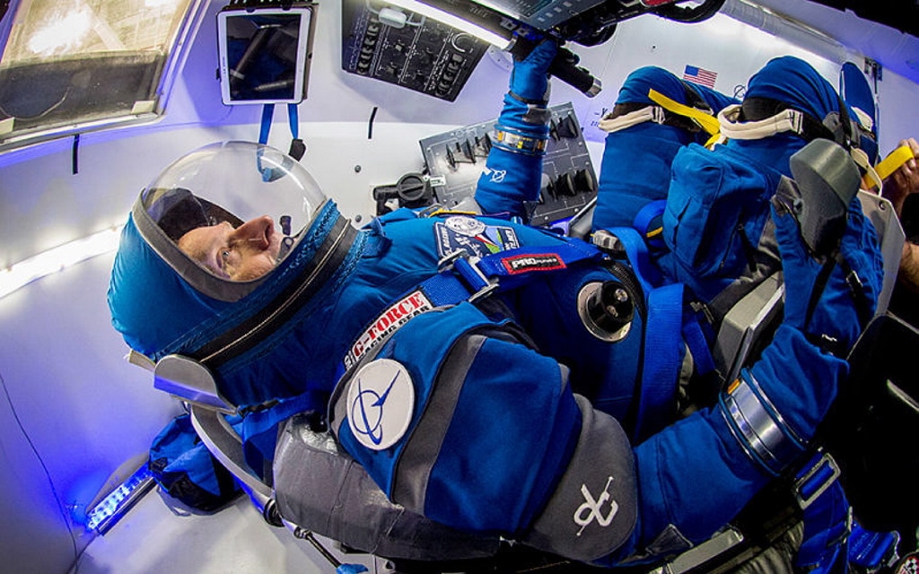 Estos son los nuevos trajes de los astronautas de la NASA