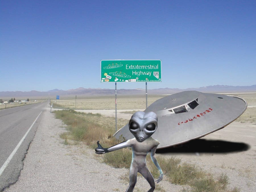 ¿Hacen los aliens autostop planetario?