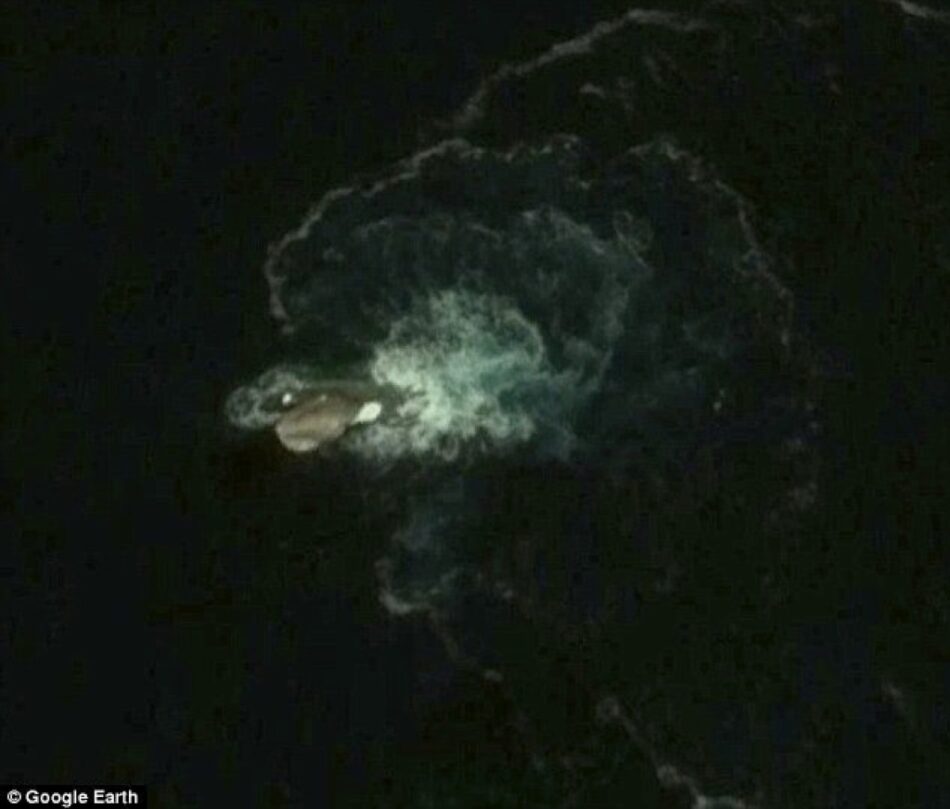 ¿Han encontrado un monstruo marino con Google Earth?