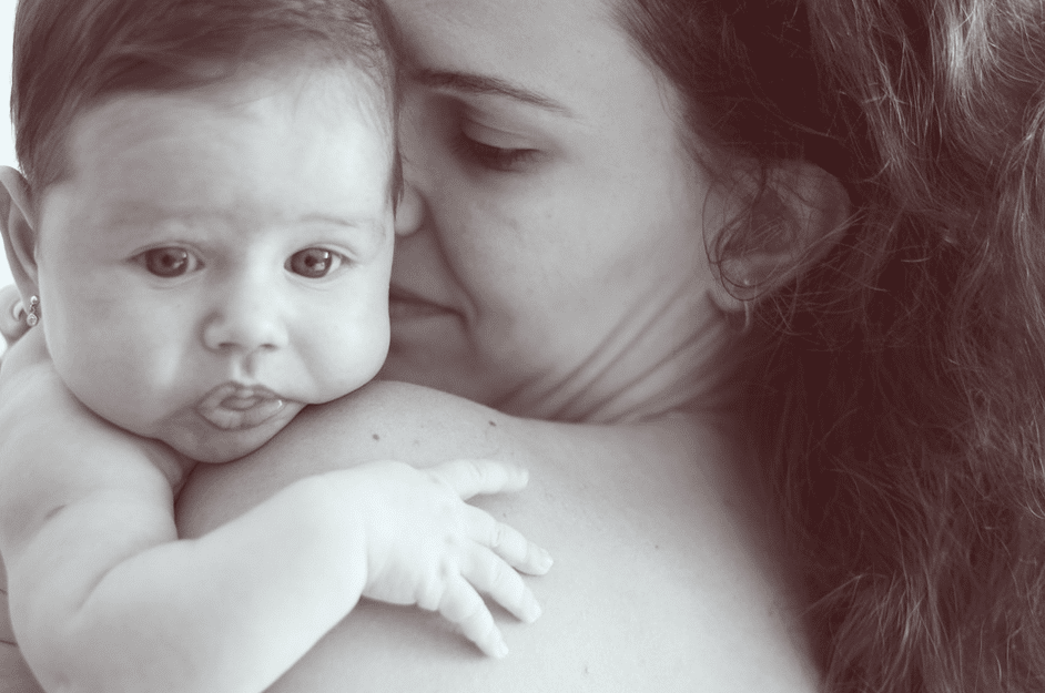 La atención de la madre afecta al código genético del cerebro del bebé