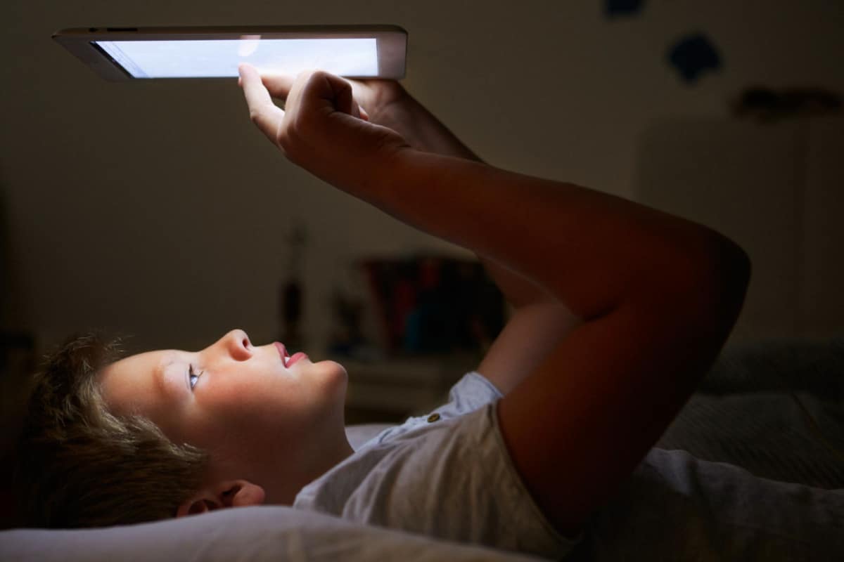La exposición a la luz afecta el peso de niños entre 3 y 5 años