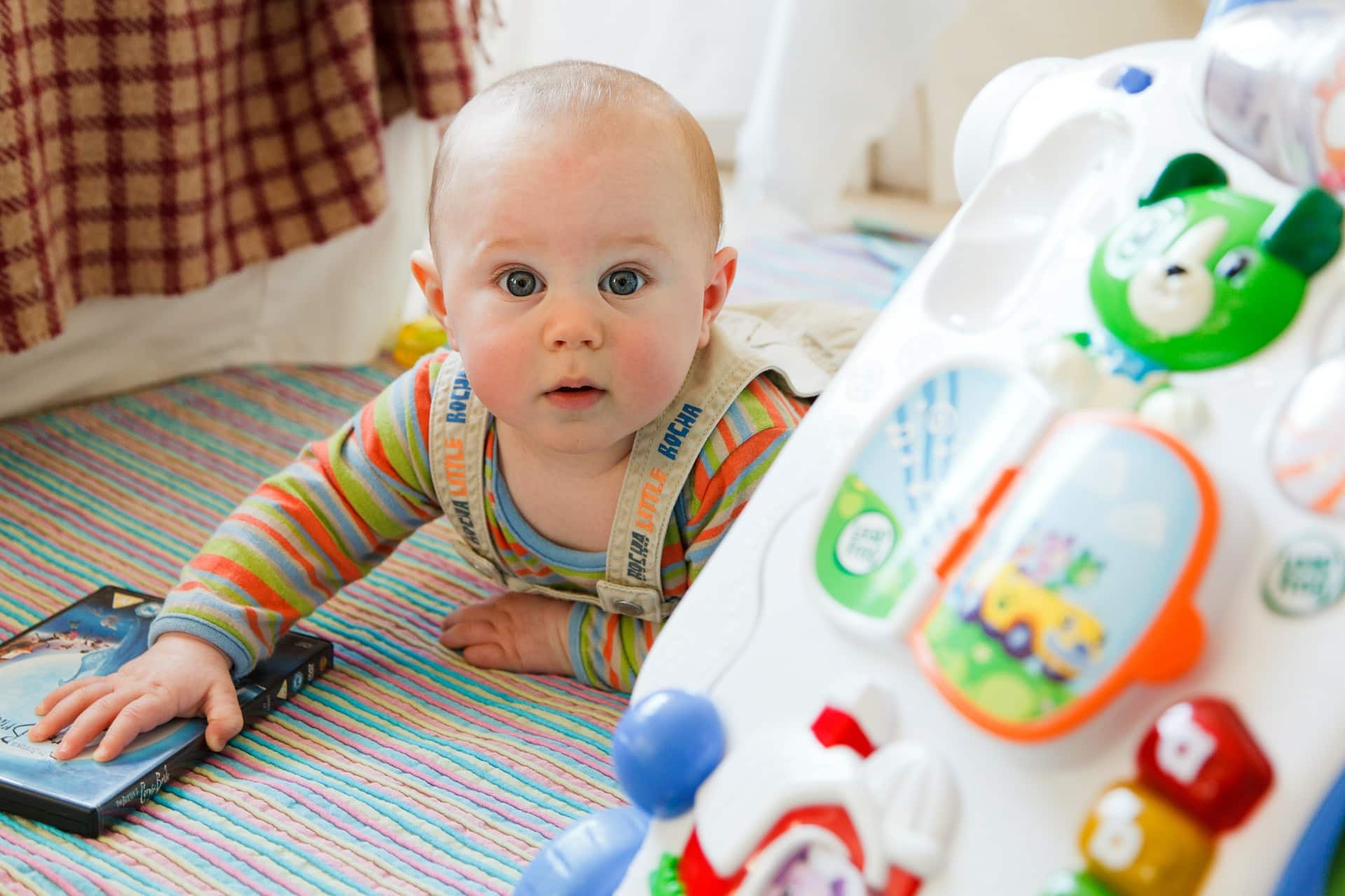 Los bebés recuerdan el idioma de sus primeros meses de vida