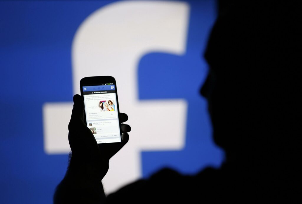 Los censores reales de Facebook son los usuarios 1 los censores reales de facebook son los usuarios Los censores reales de Facebook son los usuarios