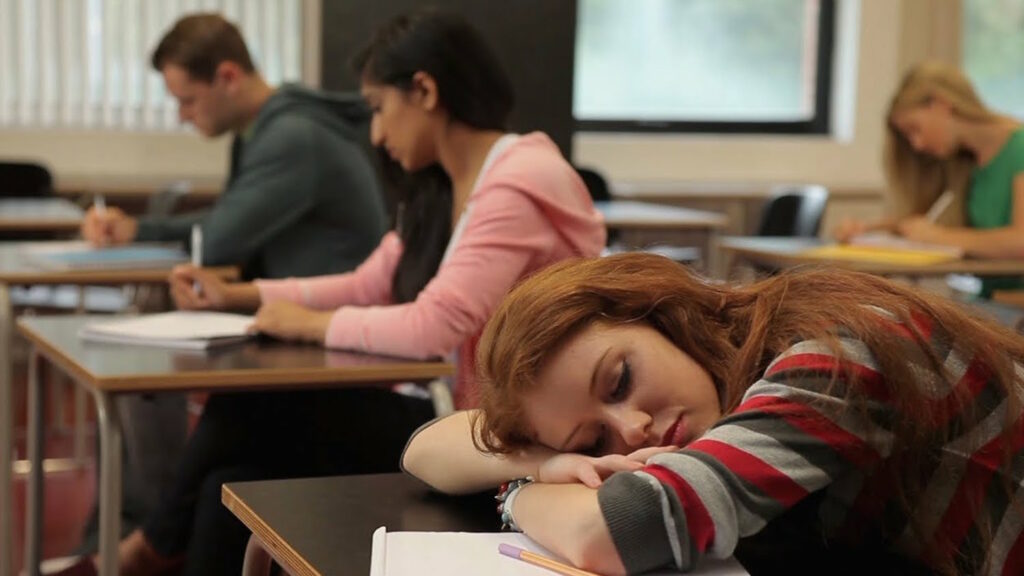 Los efectos negativos de dormir demasiado 1 los efectos negativos de dormir demasiado Los efectos negativos de dormir demasiado