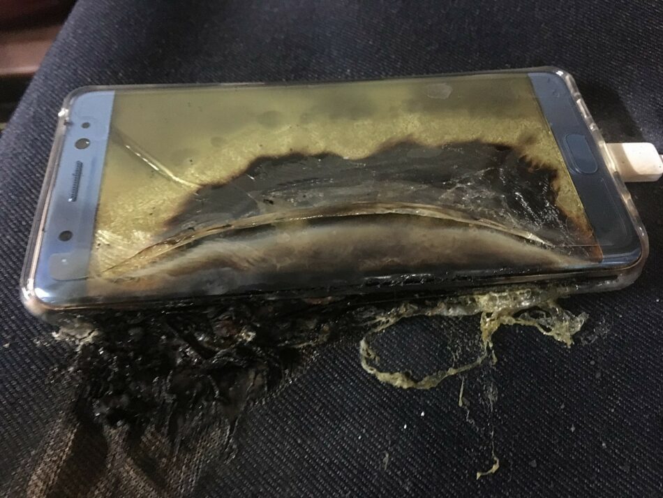 Los Note 7 se siguen incendiando ¿Por qué?