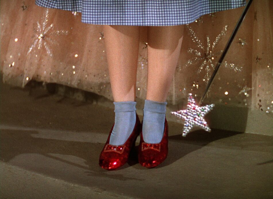 Los zapatos de Dorothy nunca fueron rojos