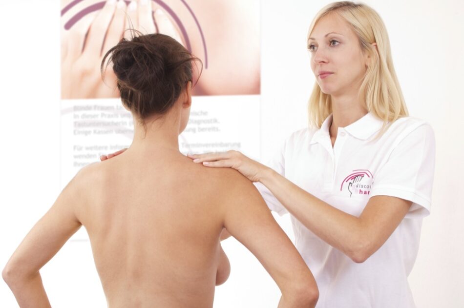 Mujeres ciegas para buscar tumores de mama