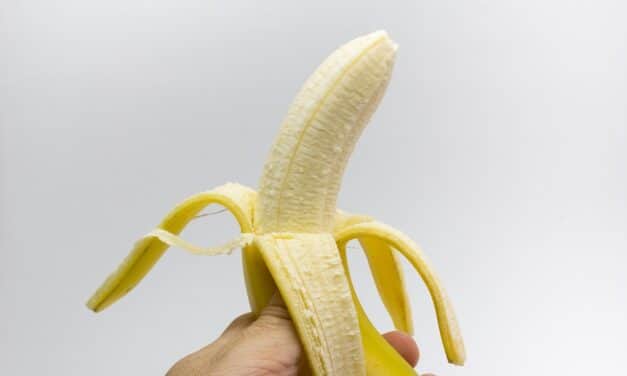 ¿Para qué sirven los «hilillos» de los plátanos?