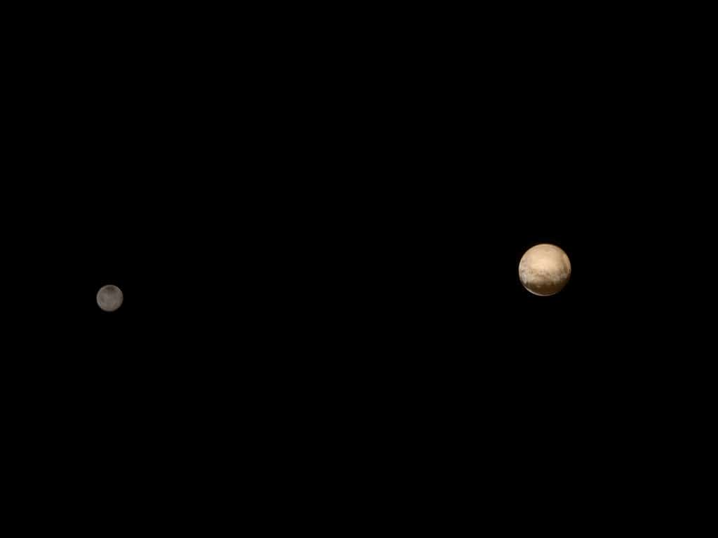 Plutón y Caronte empiezan a descubrirse