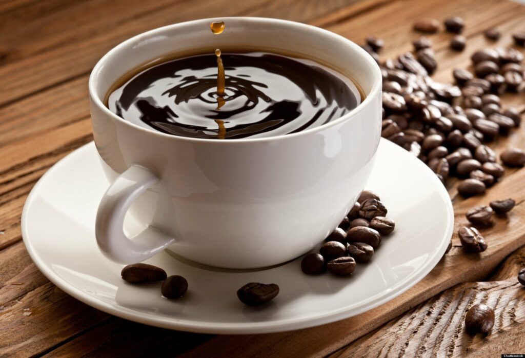 ¿Por qué el café, que huele tan bien, hace que me huela el aliento? 1 por que el cafe que huele tan bien hace que me huela el aliento ¿Por qué el café, que huele tan bien, hace que me huela el aliento?