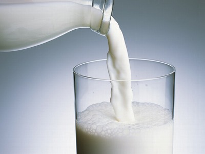 ¿Por qué la leche orgánica dura más que la normal?