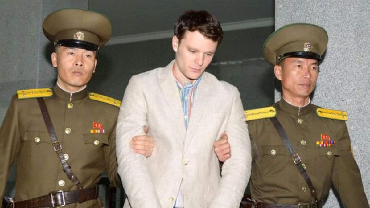 ¿Pudo el botulismo causar el coma del americano preso en Corea del Norte?