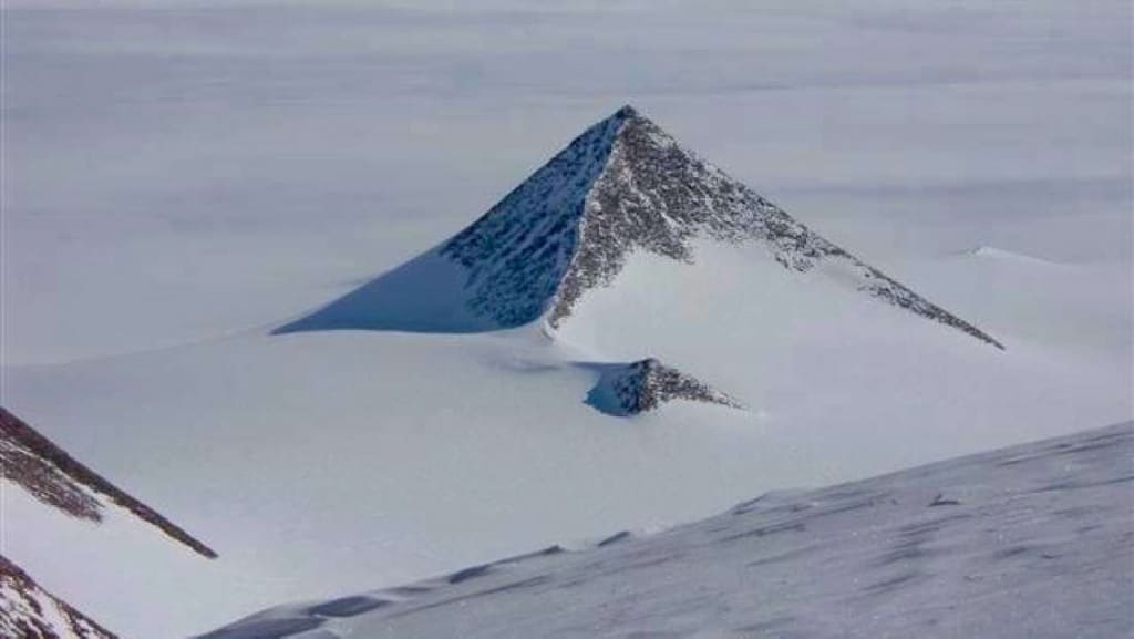 Se aclara por fin el misterio de la pirámide antártica