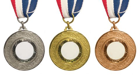 Japón quiere fabricar medallas de basura electrónica para las Olimpiadas