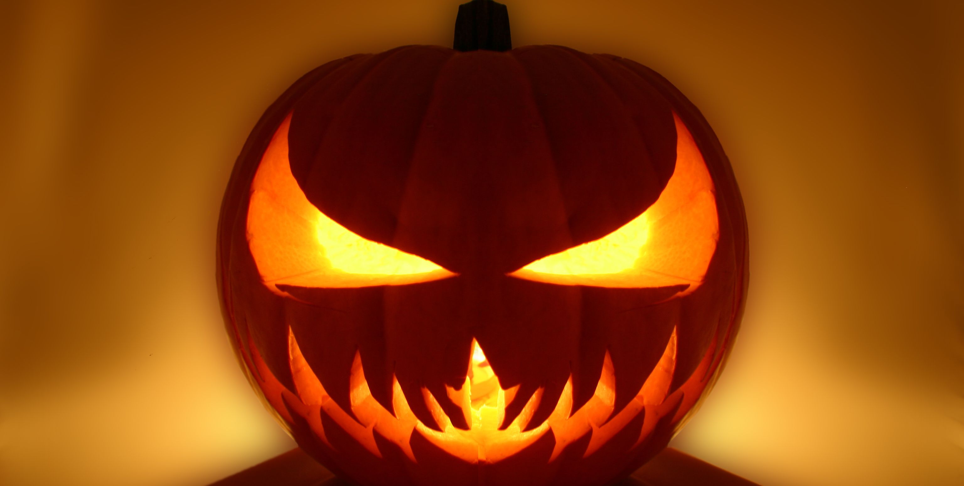 10 personajes de terror atrapados en calabazas de Halloween