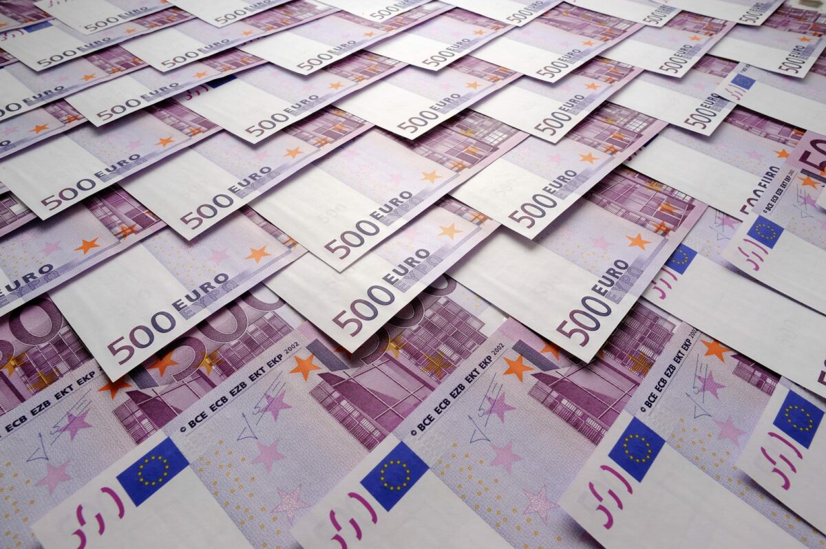 Terrorismo y corrupción, ¿son las verdaderas razones para eliminar los billetes de 500 €?