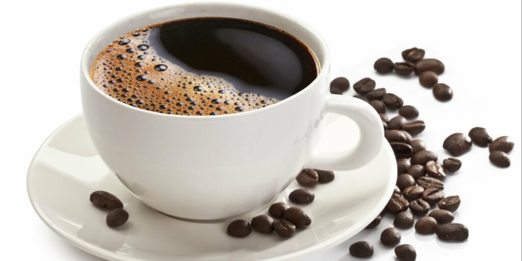 Toma tres cafés al día para vivir más y mejor 1 toma tres cafes al dia para vivir mas y mejor Toma tres cafés al día para vivir más y mejor