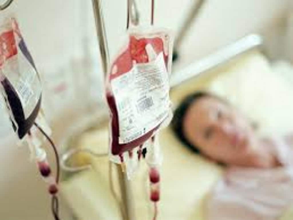 Transfusiones de sangre joven a 8.000 euros. ¿Merece la pena pagar por ellas?