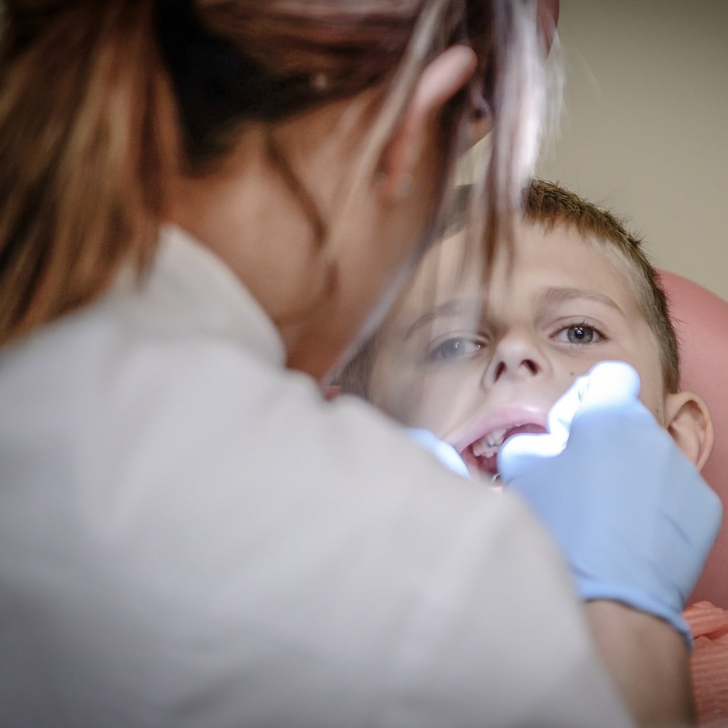 Tu dentista puede oler tu miedo… (y eso le hace trabajar peor)