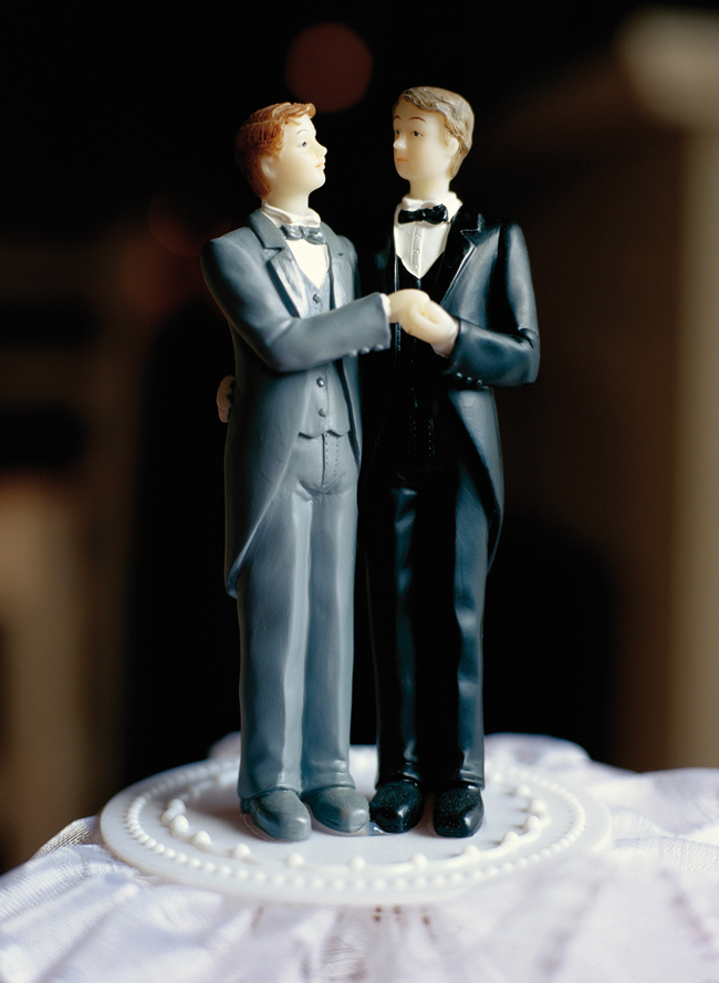 ¿Un matrimonio gay español conserva sus derechos en otros países?