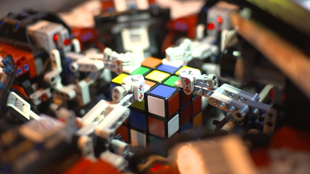 Un robot resuelve el Cubo de Rubik en 0,38 segundos