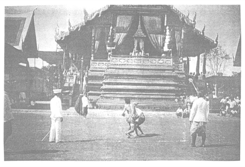 Un combate de boxeo tailandés en 1920