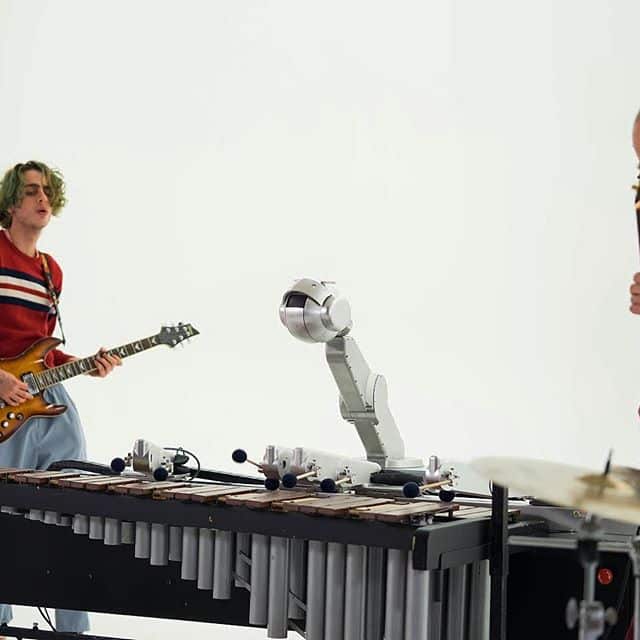 Shimon, el robot que compone y canta canciones