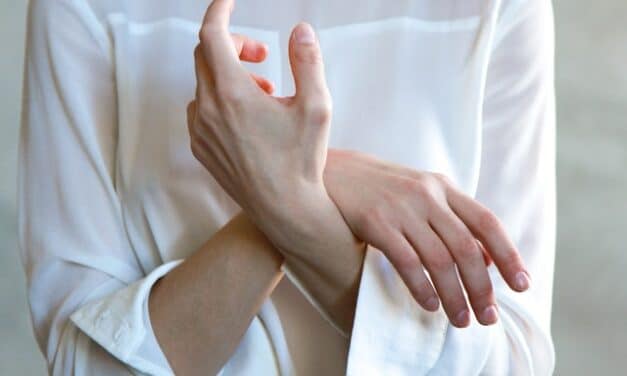 La artritis reumatoide puede diagnosticarse a tiempo con una sola gota de sangre