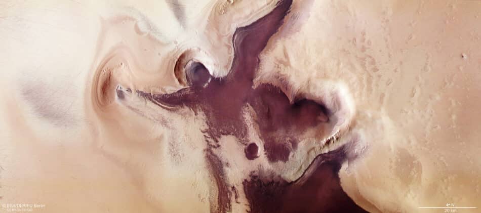 La ESA fotografía un ángel en la superficie de Marte