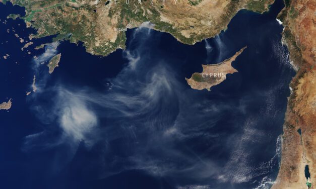 Olas de humo de los incendios de Turquía