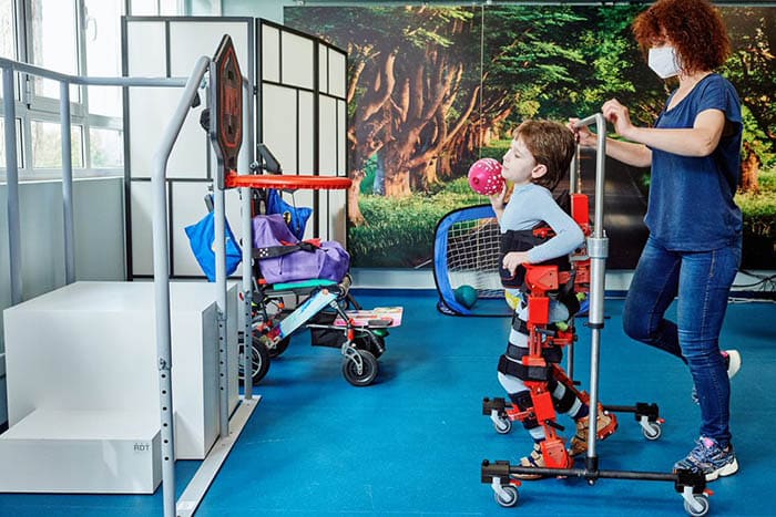 Exoesqueletos disponibles para niños con parálisis cerebral