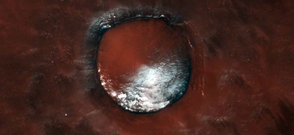 El ojo rojo de Marte