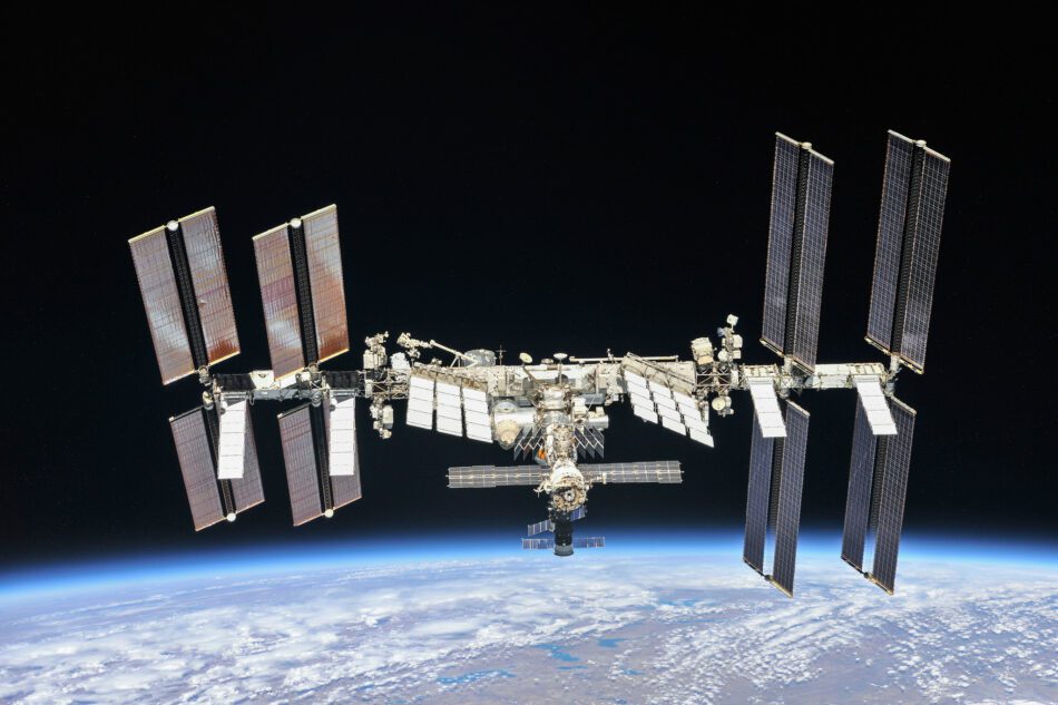 ¿Qué pasa ahora con los astronautas rusos en la Estación Espacial Internacional?