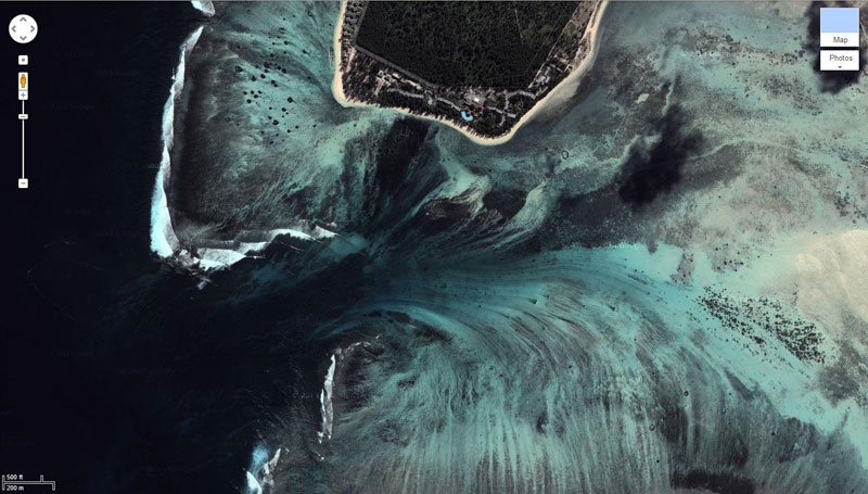 Vista aérea de la grieta en la isla Mauricio Fuente: Google Maps.